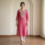 Pink Embroidered Kurta With Bottomwear – Ethnic Set - Image 4